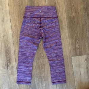 Lululemon Crop leggings 💜 Size 6